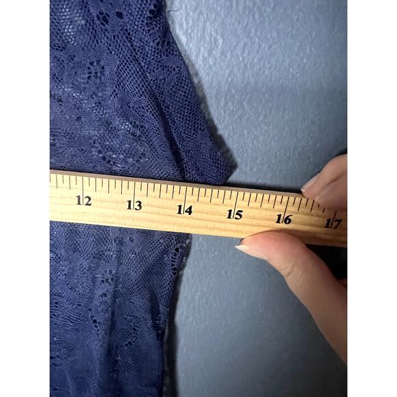 New Diabless Sheer Swimsuit Cover up Women's Size Med/Large Lace Feminine Fitted - Picture 7 of 8